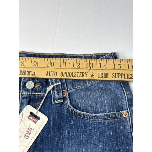 VTG 2006 Levis 525 Boot Cut Jean Womens 8 Misses Mid Rise Stretch Distressed Y2K - Picture 13 of 16